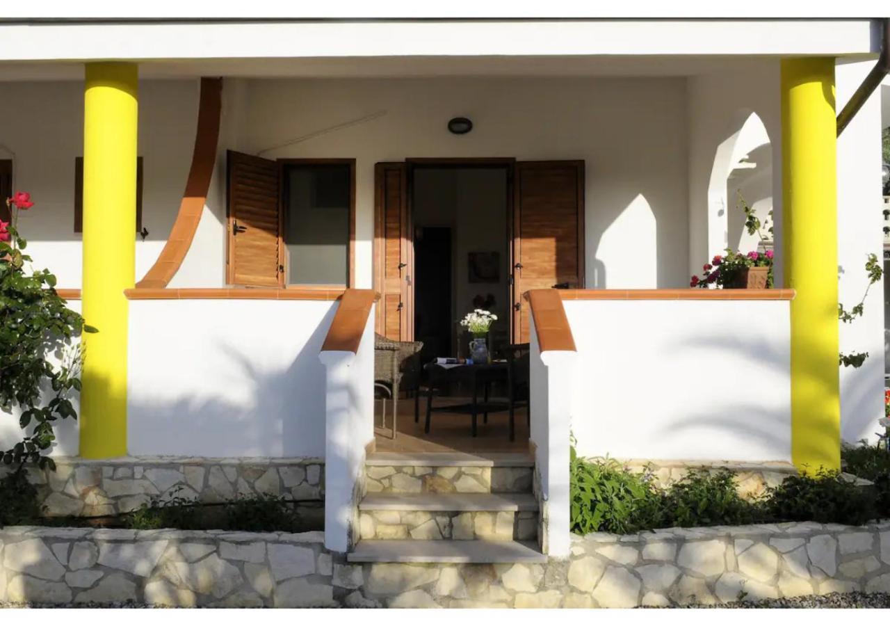 Poggio Di Luna B&B Relais Peschici Exterior photo